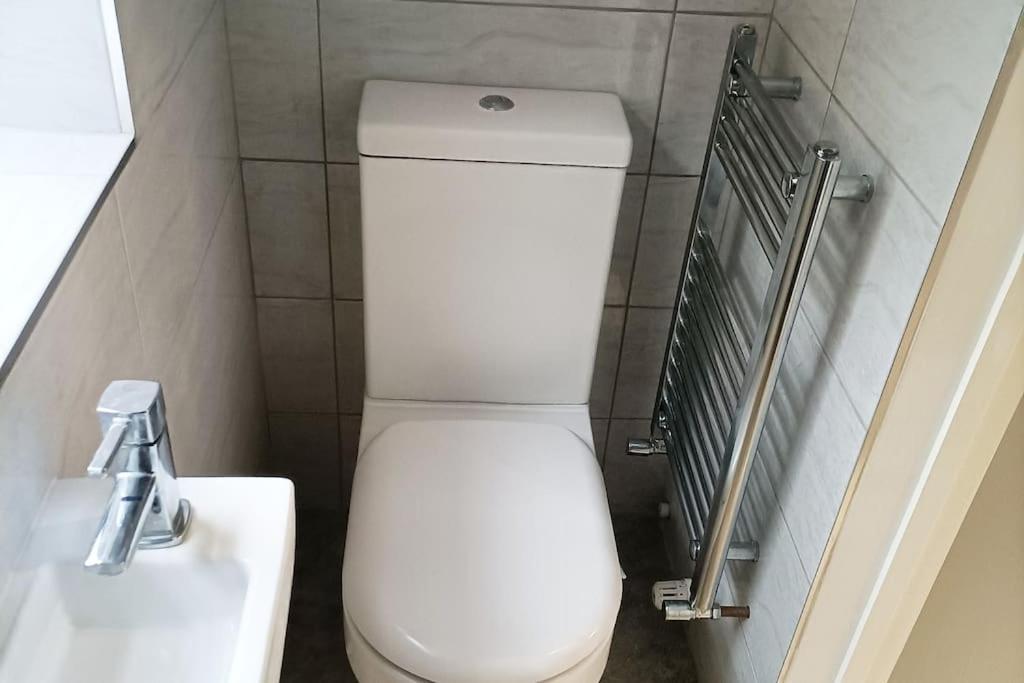 Cntrl Reading Modernized 3 Bedroom House Dış mekan fotoğraf